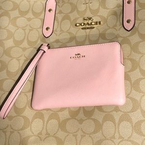 Small Coach wristlet
